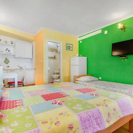 Apartment With A Parking Space Tribunj, Vodice - 6237 Tribunj (Sibenik-Knin)