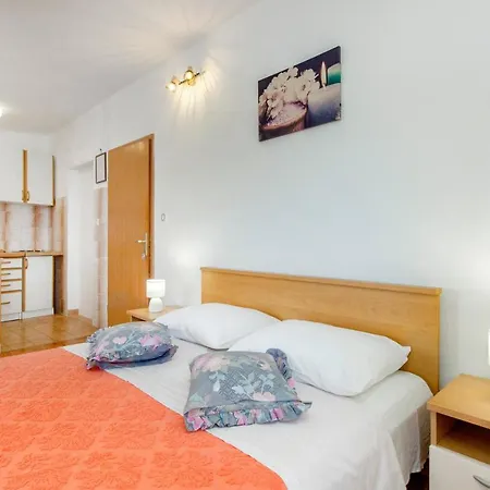 Daire With A Parking Space Tribunj, Vodice - 6237 *