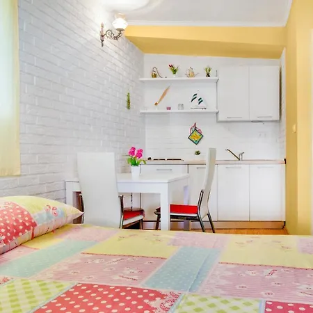 With A Parking Space Tribunj, Vodice - 6237 * Tribunj (Sibenik-Knin)