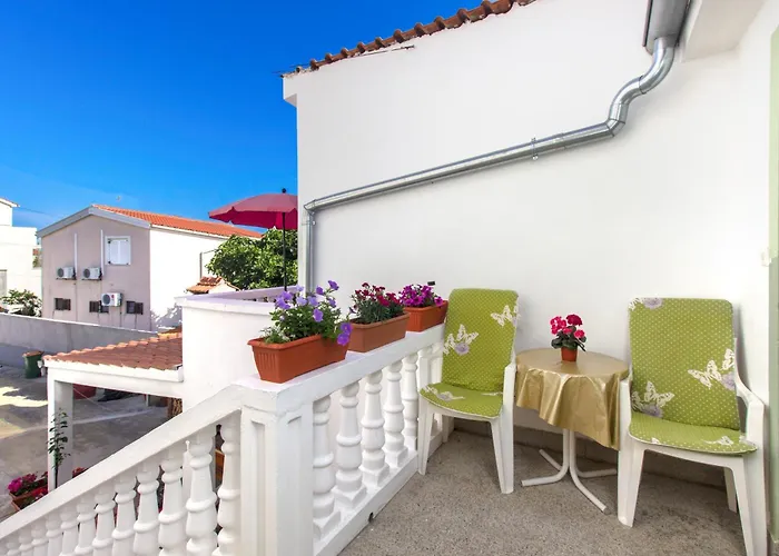 Апартаменты With A Parking Space Tribunj, Vodice - 6237