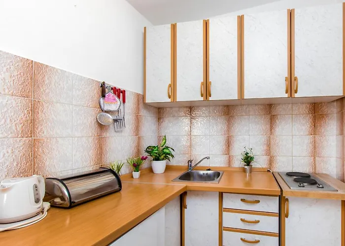 With A Parking Space Tribunj, Vodice - 6237 Апартаменты Трибунь